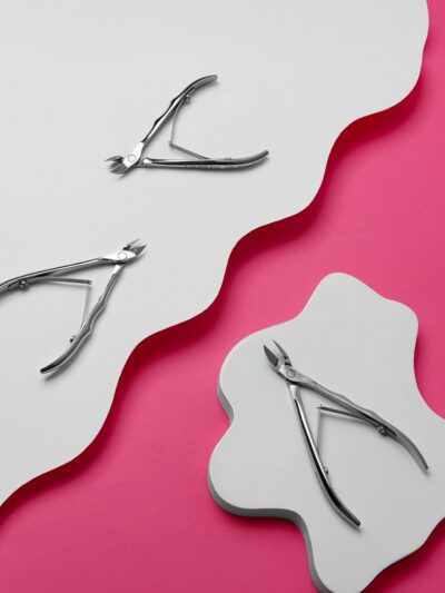 STALEKS – Angled brush for gel EXPERT width 4 mm / length 7 mm