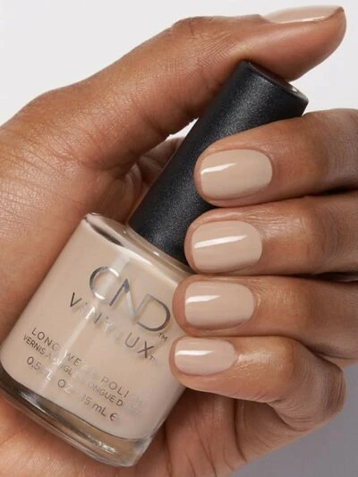 CND Vinylux Powder My Nose #136